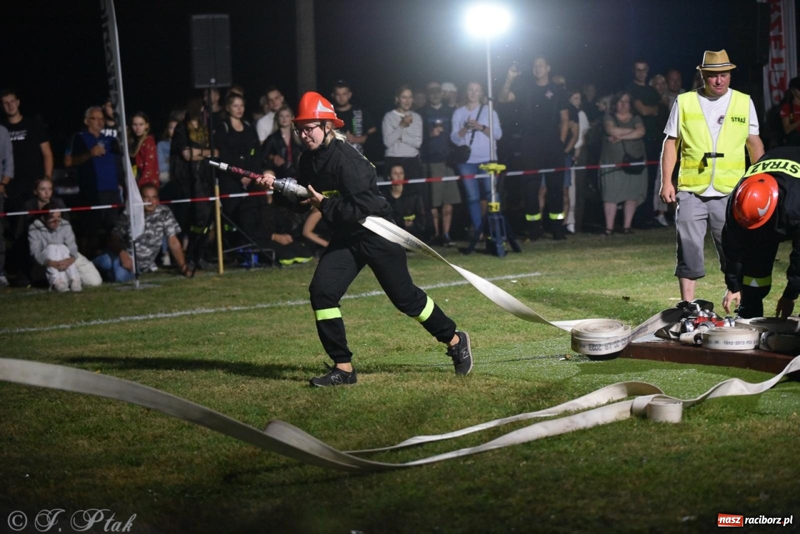 Zdjęcie w galerii na portalu naszraciborz.pl: Kosmiczny wynik OSP Krzanowice na Samborowickim Armagedonie [FOTO i WIDEO] wiadomości z regionu