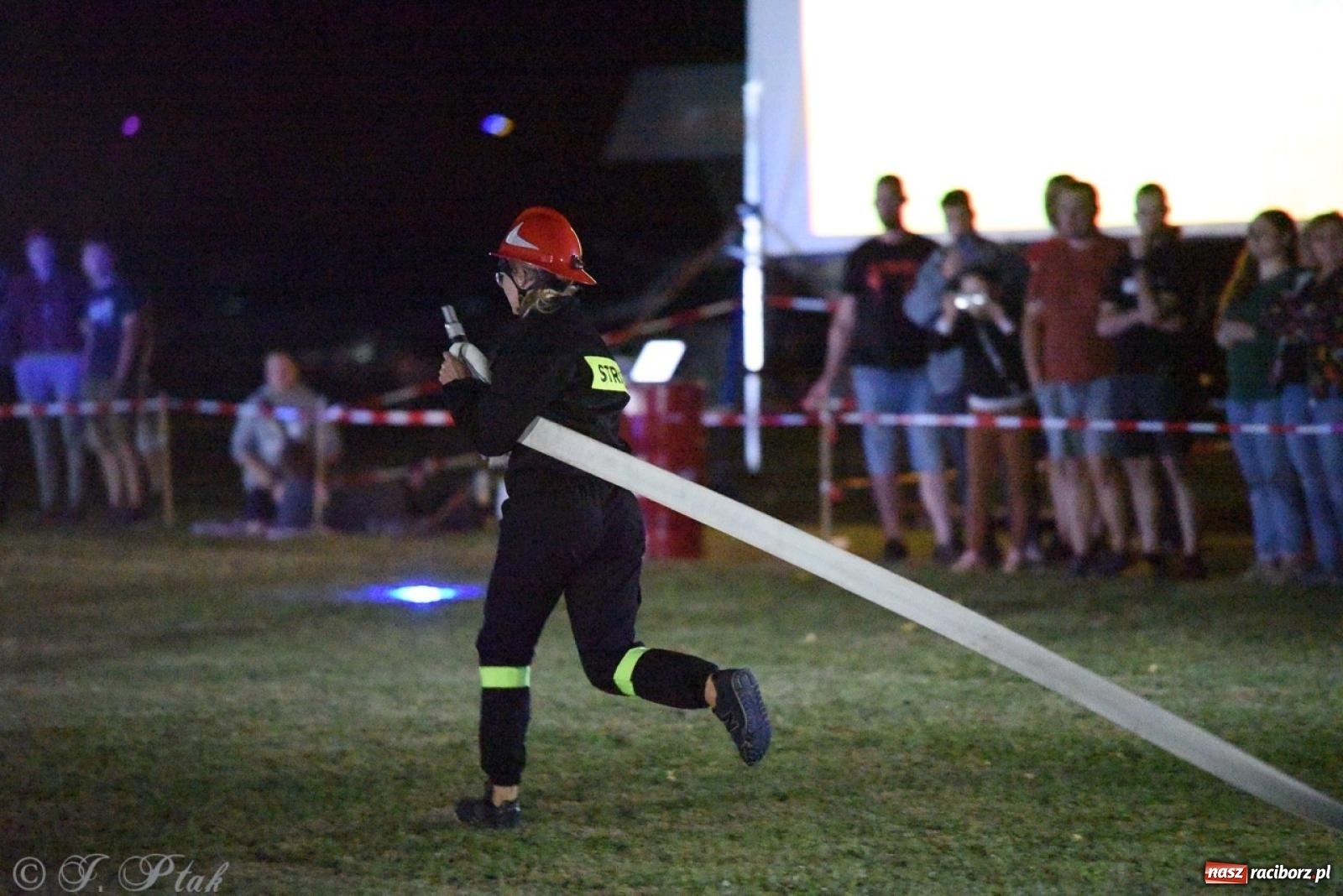 Zdjęcie w galerii na portalu naszraciborz.pl: Kosmiczny wynik OSP Krzanowice na Samborowickim Armagedonie [FOTO i WIDEO] wiadomości z regionu