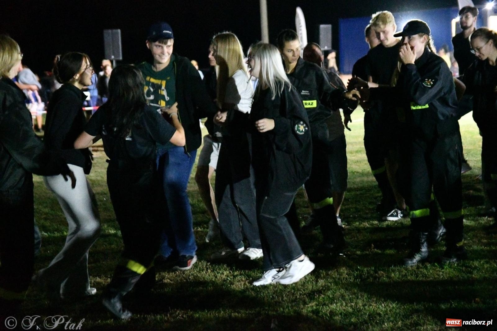 Zdjęcie w galerii na portalu naszraciborz.pl: Kosmiczny wynik OSP Krzanowice na Samborowickim Armagedonie [FOTO i WIDEO] wiadomości z regionu