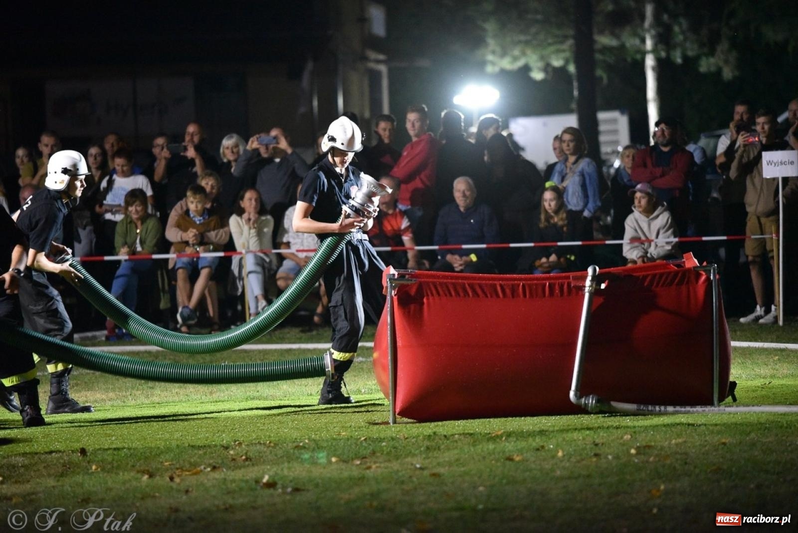 Zdjęcie w galerii na portalu naszraciborz.pl: Kosmiczny wynik OSP Krzanowice na Samborowickim Armagedonie [FOTO i WIDEO] wiadomości z regionu