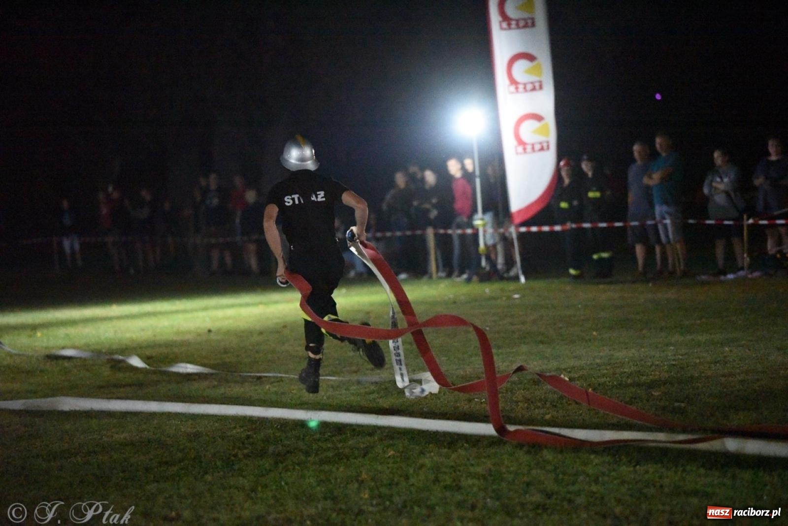 Zdjęcie w galerii na portalu naszraciborz.pl: Kosmiczny wynik OSP Krzanowice na Samborowickim Armagedonie [FOTO i WIDEO] wiadomości z regionu