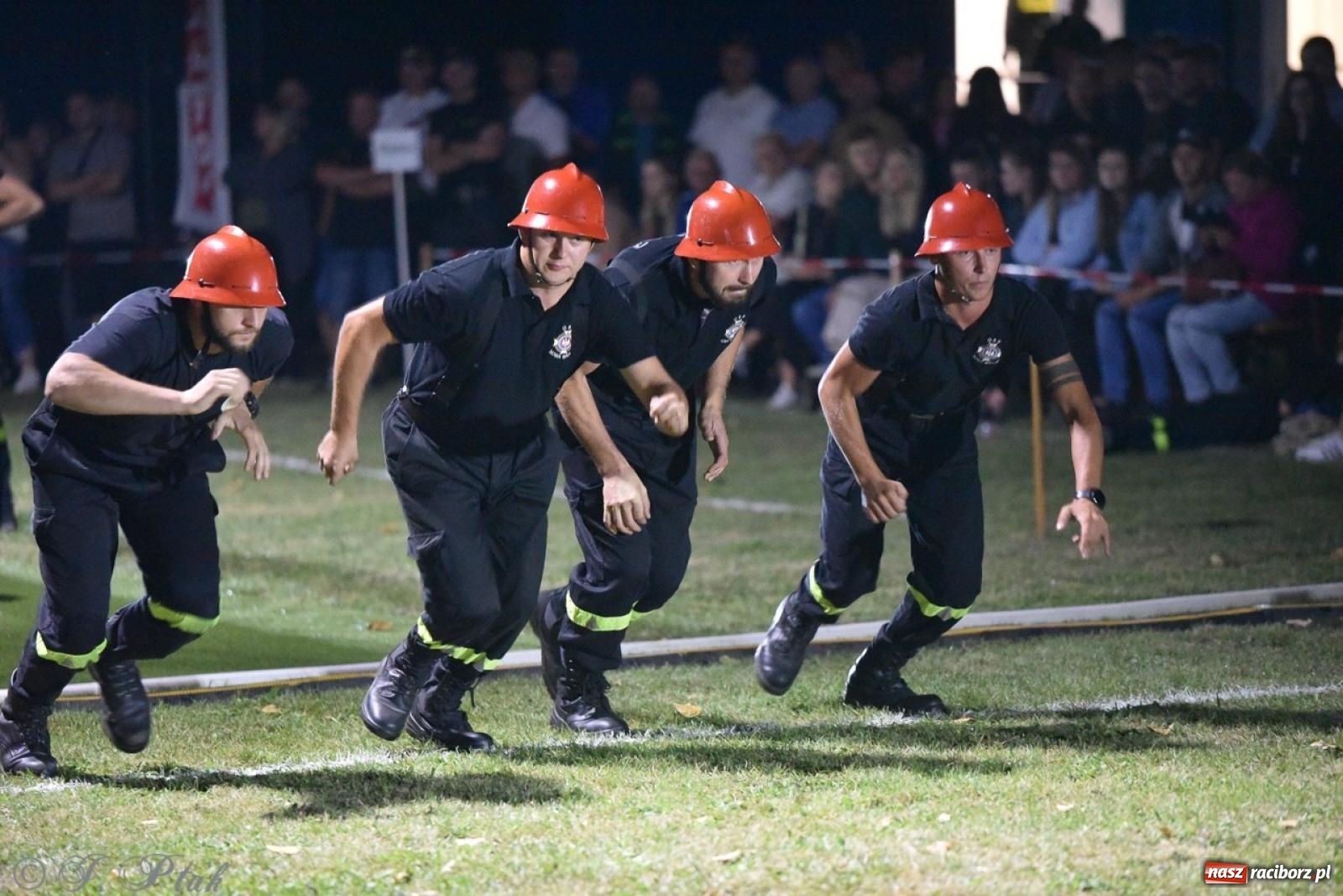 Zdjęcie w galerii na portalu naszraciborz.pl: Kosmiczny wynik OSP Krzanowice na Samborowickim Armagedonie [FOTO i WIDEO] wiadomości z regionu