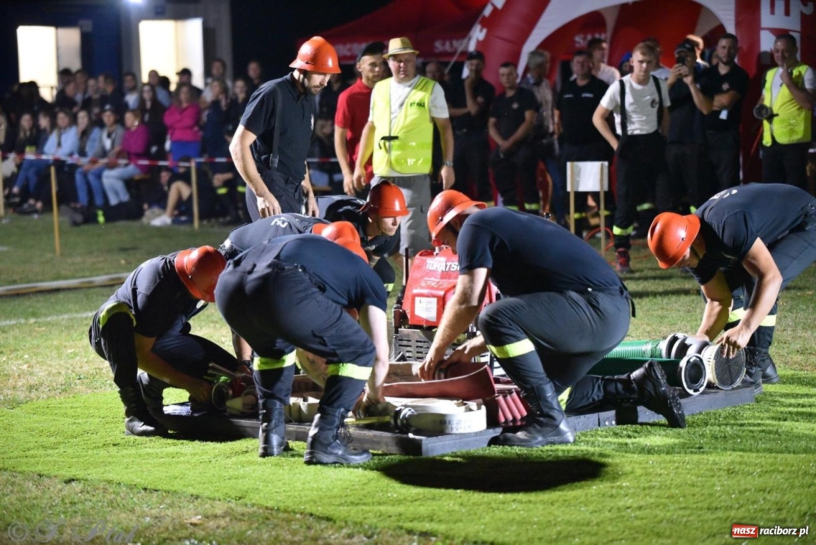 Zdjęcie w galerii na portalu naszraciborz.pl: Kosmiczny wynik OSP Krzanowice na Samborowickim Armagedonie [FOTO i WIDEO] wiadomości z regionu