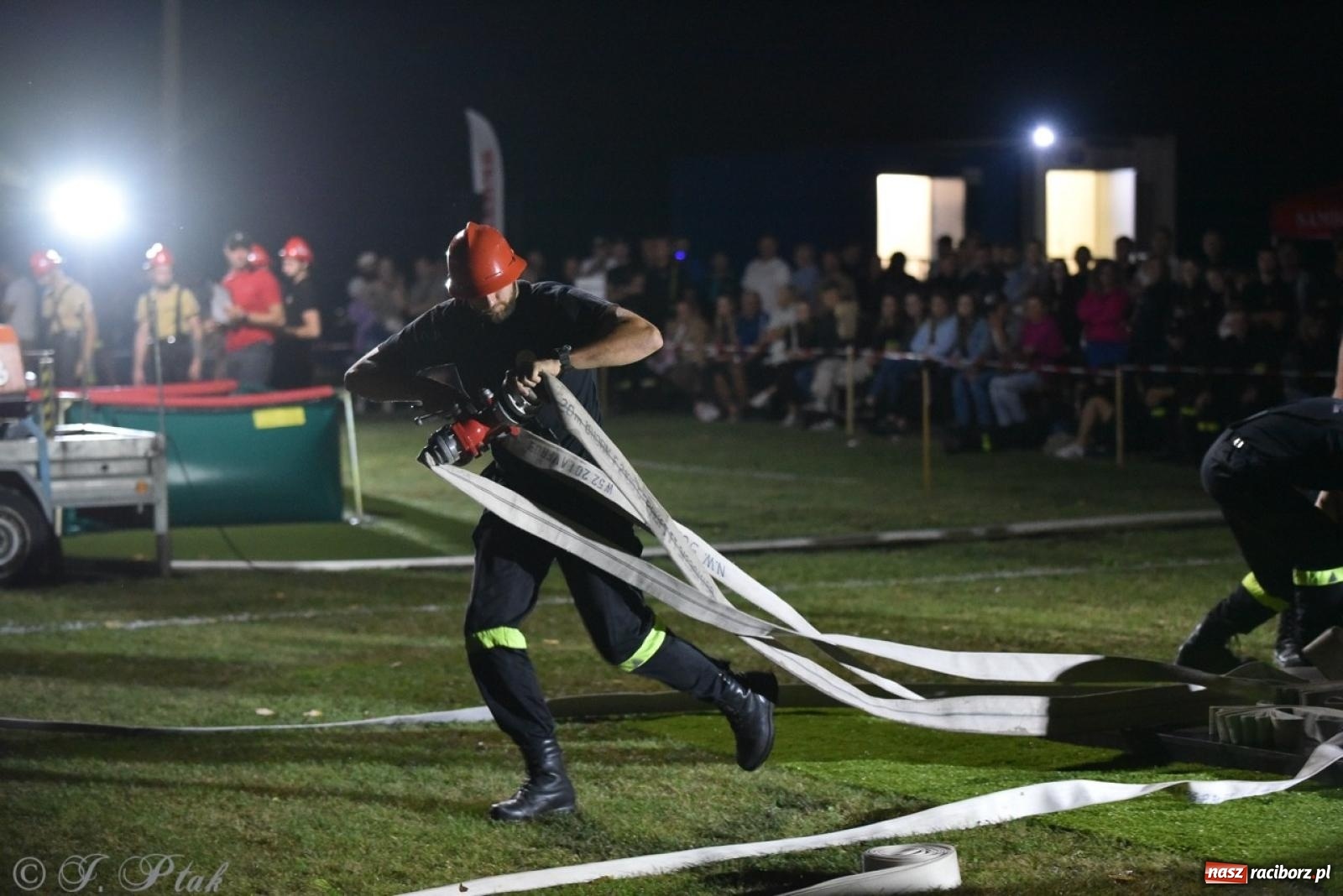Zdjęcie w galerii na portalu naszraciborz.pl: Kosmiczny wynik OSP Krzanowice na Samborowickim Armagedonie [FOTO i WIDEO] wiadomości z regionu