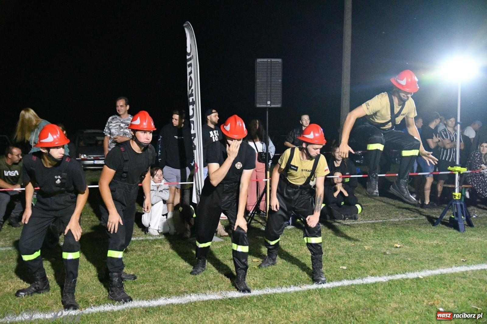Zdjęcie w galerii na portalu naszraciborz.pl: Kosmiczny wynik OSP Krzanowice na Samborowickim Armagedonie [FOTO i WIDEO] wiadomości z regionu