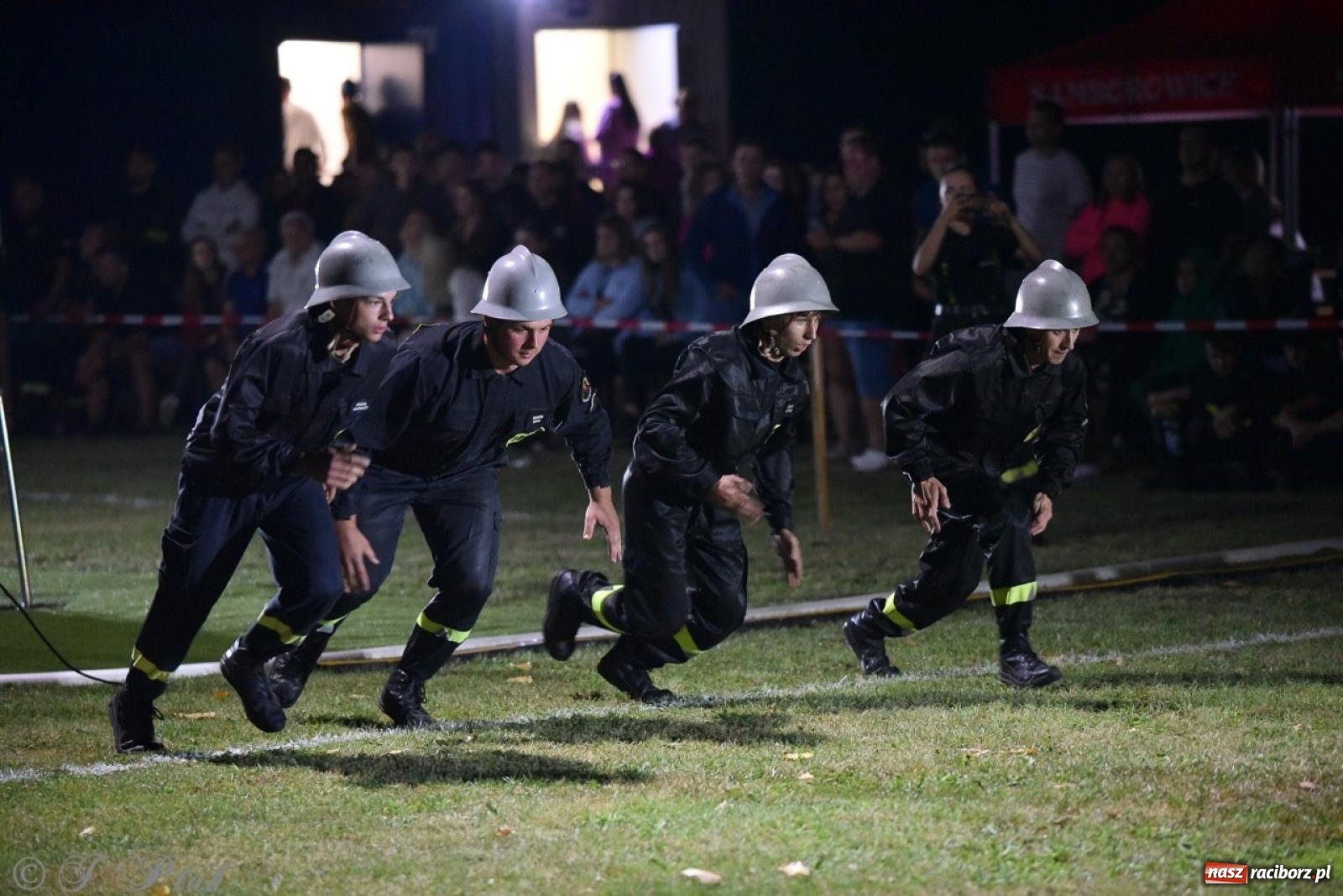 Zdjęcie w galerii na portalu naszraciborz.pl: Kosmiczny wynik OSP Krzanowice na Samborowickim Armagedonie [FOTO i WIDEO] wiadomości z regionu