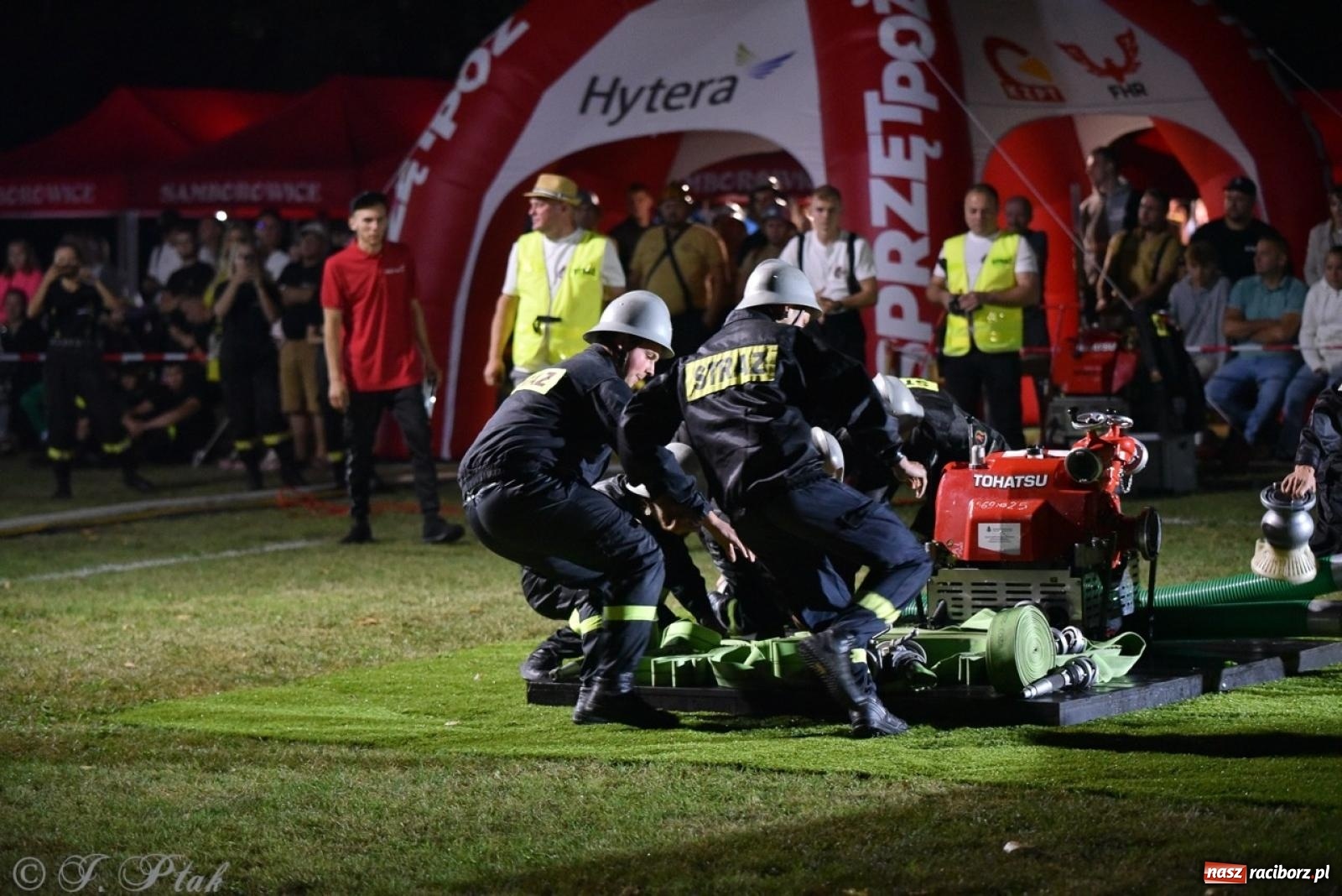 Zdjęcie w galerii na portalu naszraciborz.pl: Kosmiczny wynik OSP Krzanowice na Samborowickim Armagedonie [FOTO i WIDEO] wiadomości z regionu