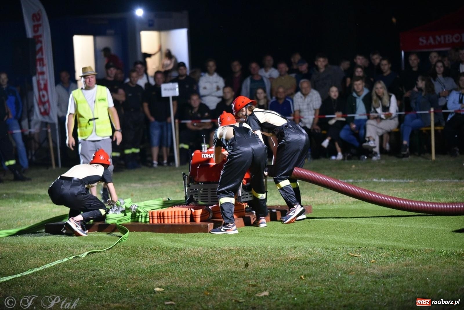 Zdjęcie w galerii na portalu naszraciborz.pl: Kosmiczny wynik OSP Krzanowice na Samborowickim Armagedonie [FOTO i WIDEO] wiadomości z regionu