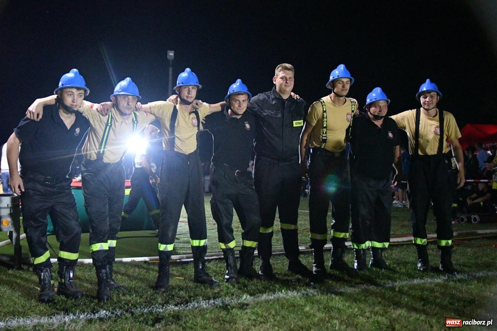 Zdjęcie w galerii na portalu naszraciborz.pl: Kosmiczny wynik OSP Krzanowice na Samborowickim Armagedonie [FOTO i WIDEO] wiadomości z regionu