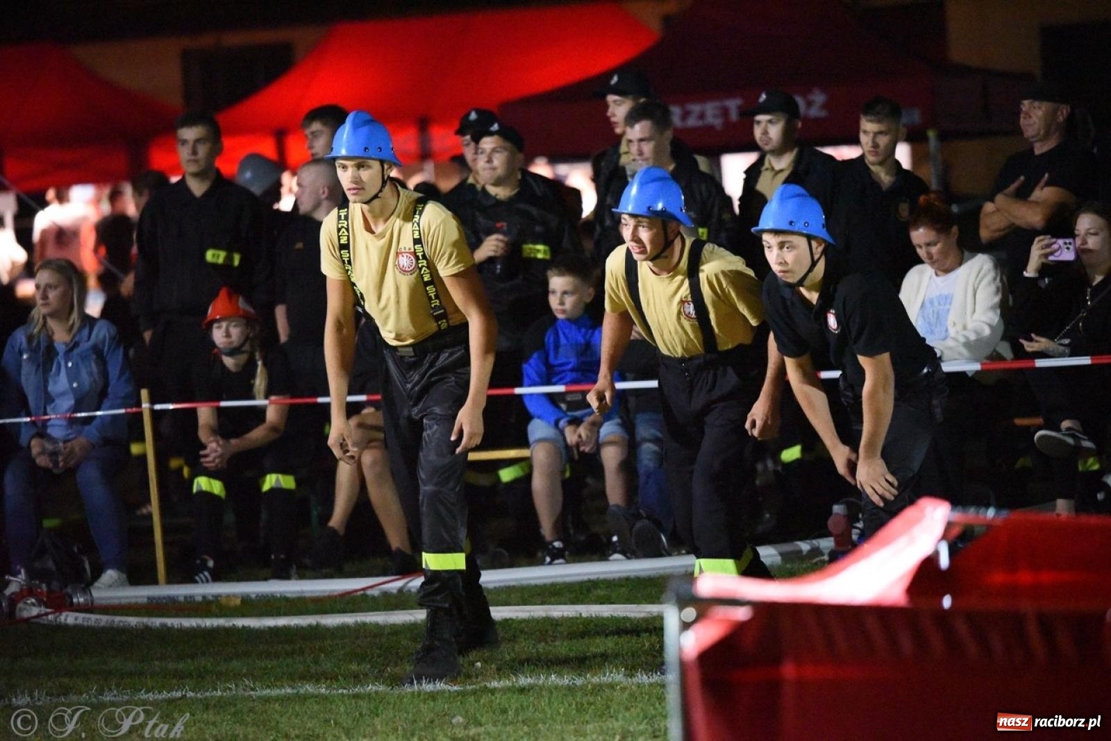 Zdjęcie w galerii na portalu naszraciborz.pl: Kosmiczny wynik OSP Krzanowice na Samborowickim Armagedonie [FOTO i WIDEO] wiadomości z regionu