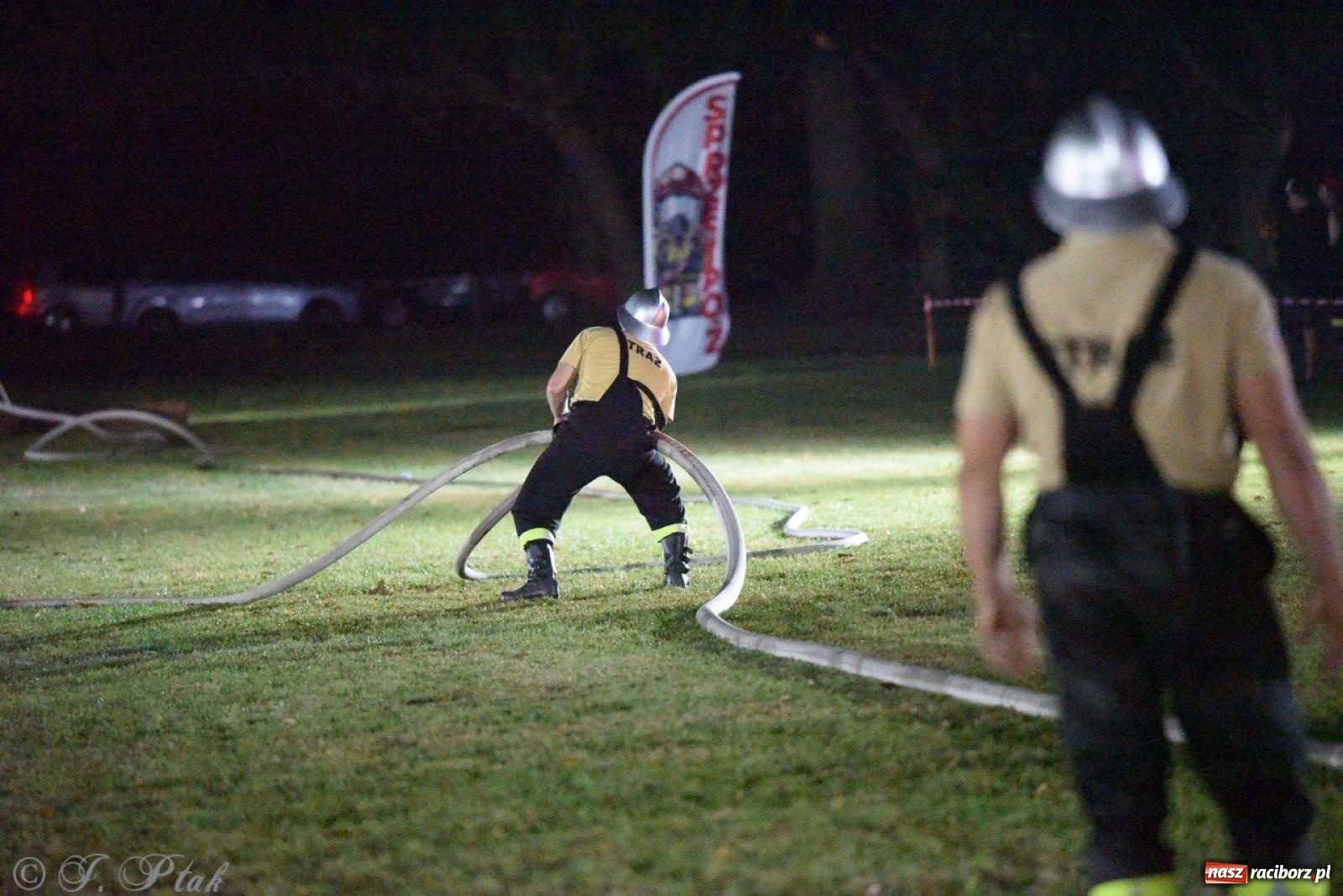 Zdjęcie w galerii na portalu naszraciborz.pl: Kosmiczny wynik OSP Krzanowice na Samborowickim Armagedonie [FOTO i WIDEO] wiadomości z regionu