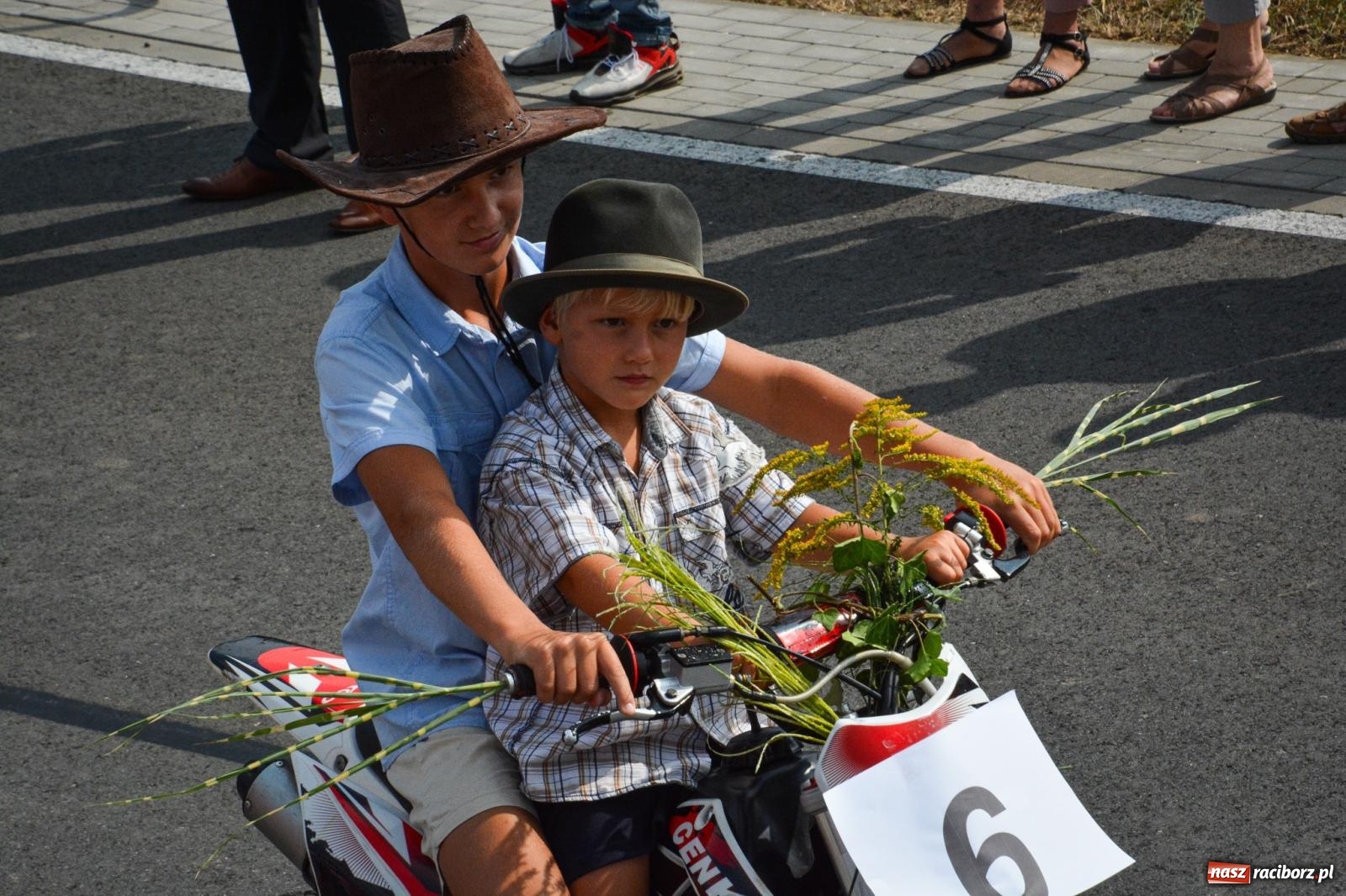 Zdjęcie w galerii na portalu naszraciborz.pl: Dożynki w Gminie Krzyżanowice: Bolesław gospodarzem tegorocznych uroczystości [FOTO i WIDEO] wiadomości z regionu