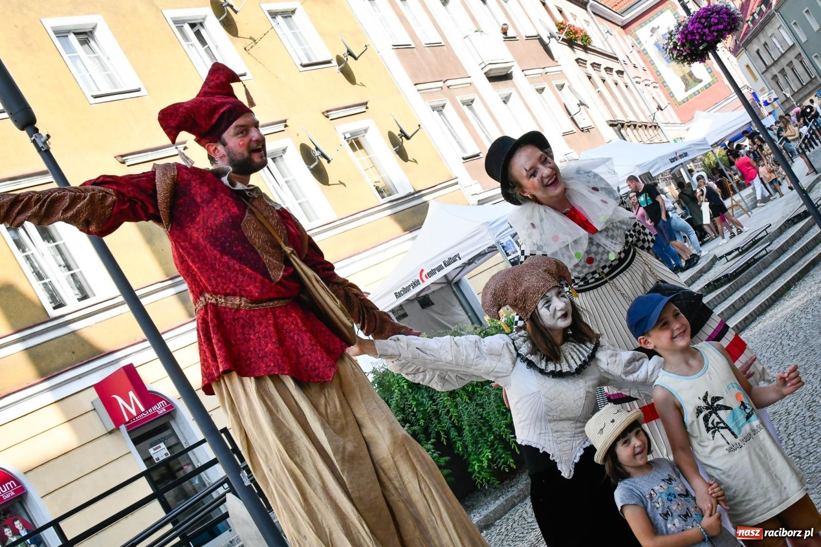 Zdjęcie w galerii na portalu naszraciborz.pl: Trzecia edycja Raciborskiego Festiwalu Muzealnego odbyła się na ul. Długiej wiadomości z regionu