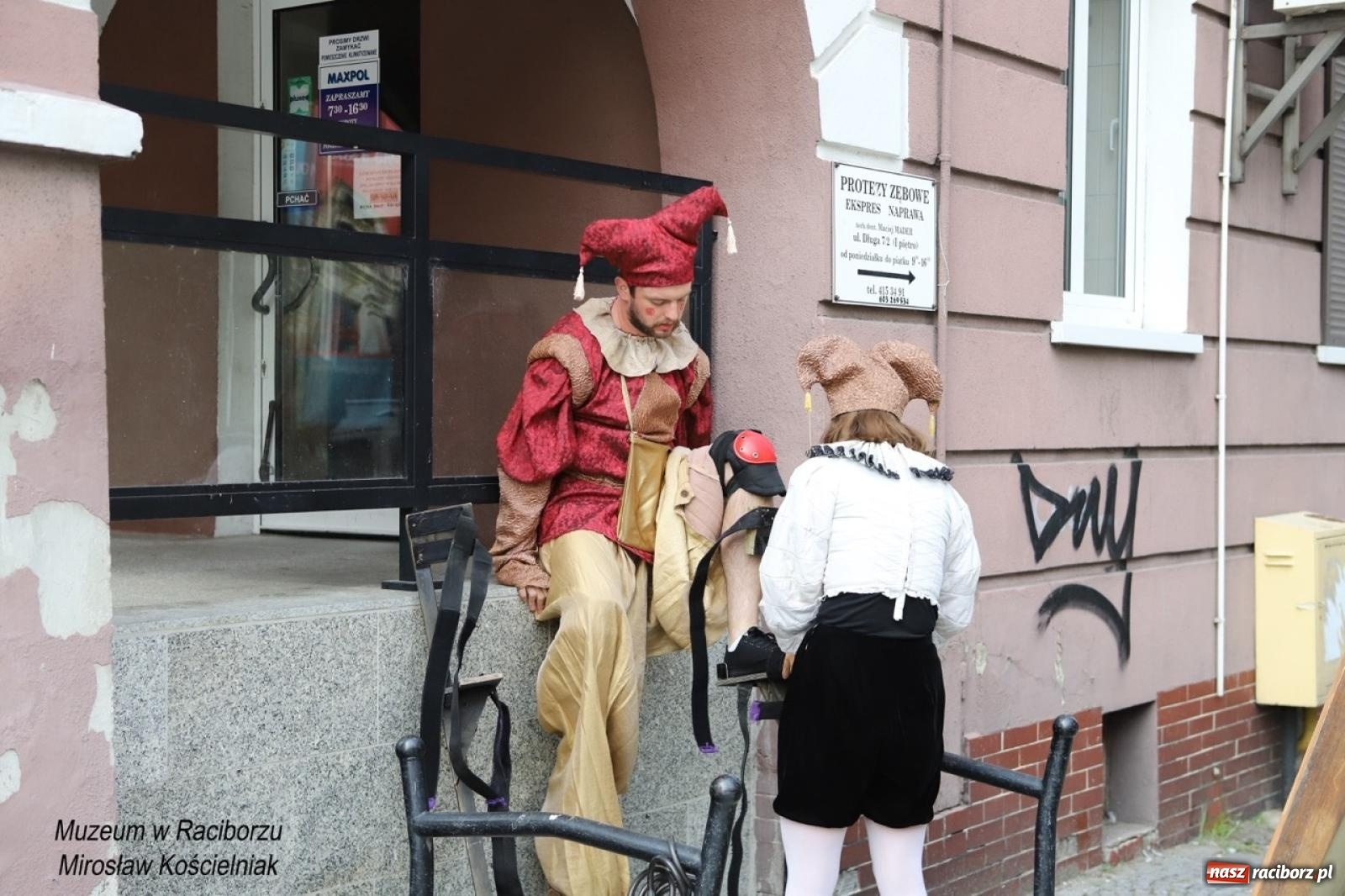 Zdjęcie w galerii na portalu naszraciborz.pl: Trzecia edycja Raciborskiego Festiwalu Muzealnego odbyła się na ul. Długiej wiadomości z regionu