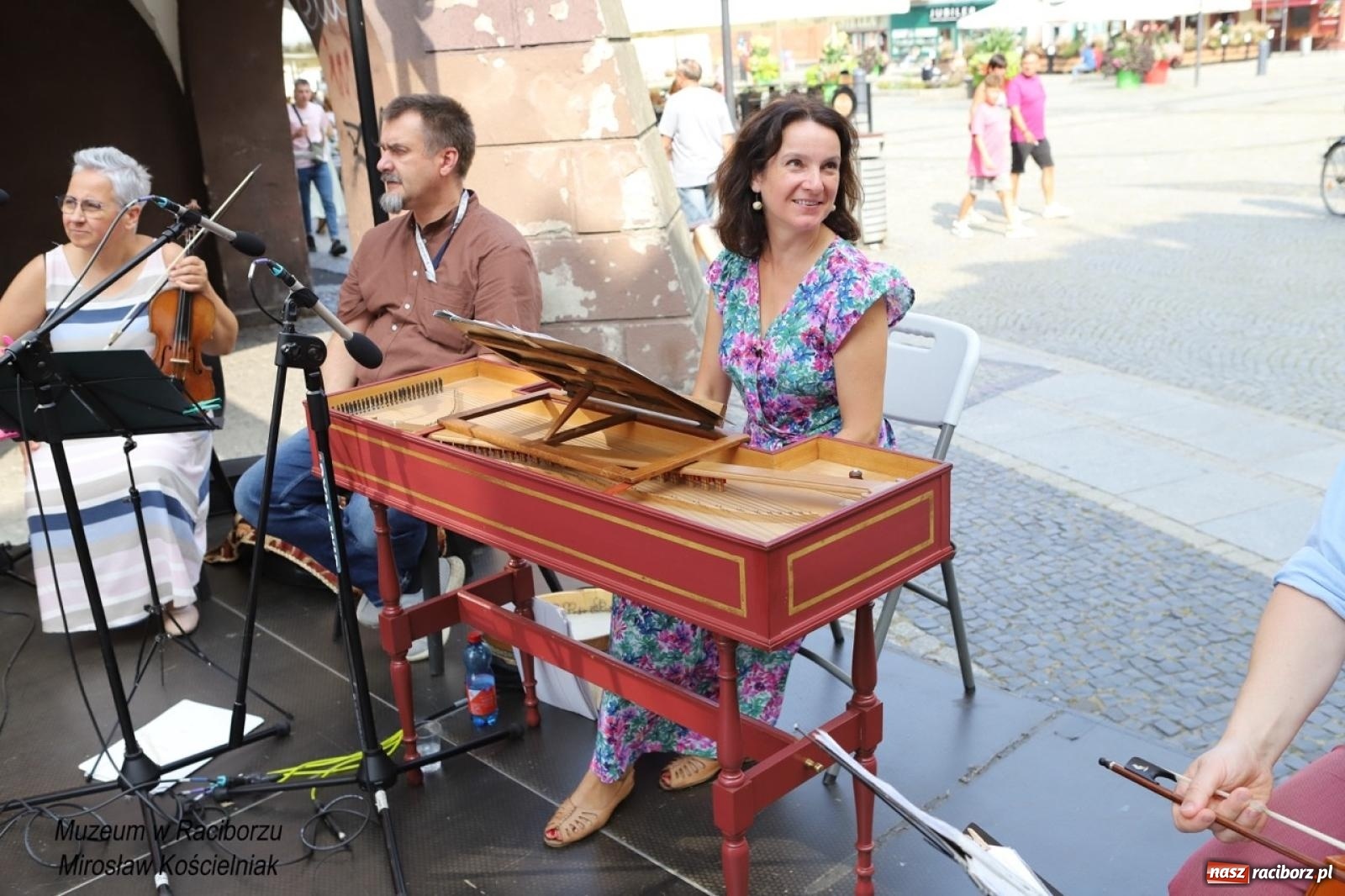 Zdjęcie w galerii na portalu naszraciborz.pl: Trzecia edycja Raciborskiego Festiwalu Muzealnego odbyła się na ul. Długiej wiadomości z regionu