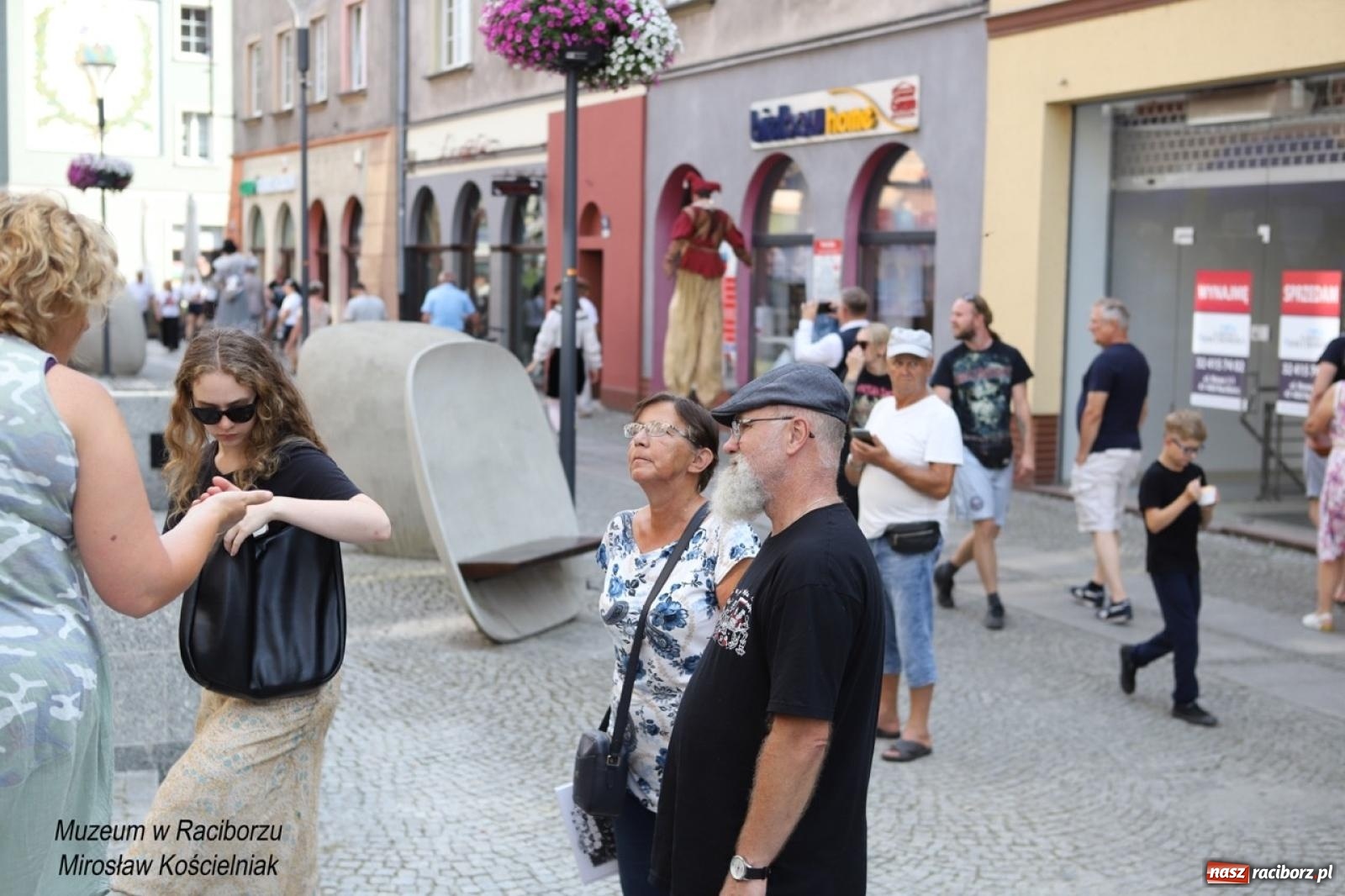 Zdjęcie w galerii na portalu naszraciborz.pl: Trzecia edycja Raciborskiego Festiwalu Muzealnego odbyła się na ul. Długiej wiadomości z regionu