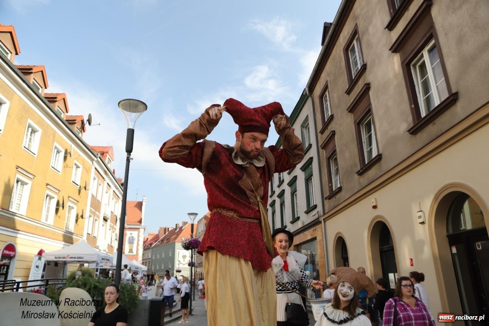 Zdjęcie w galerii na portalu naszraciborz.pl: Trzecia edycja Raciborskiego Festiwalu Muzealnego odbyła się na ul. Długiej wiadomości z regionu