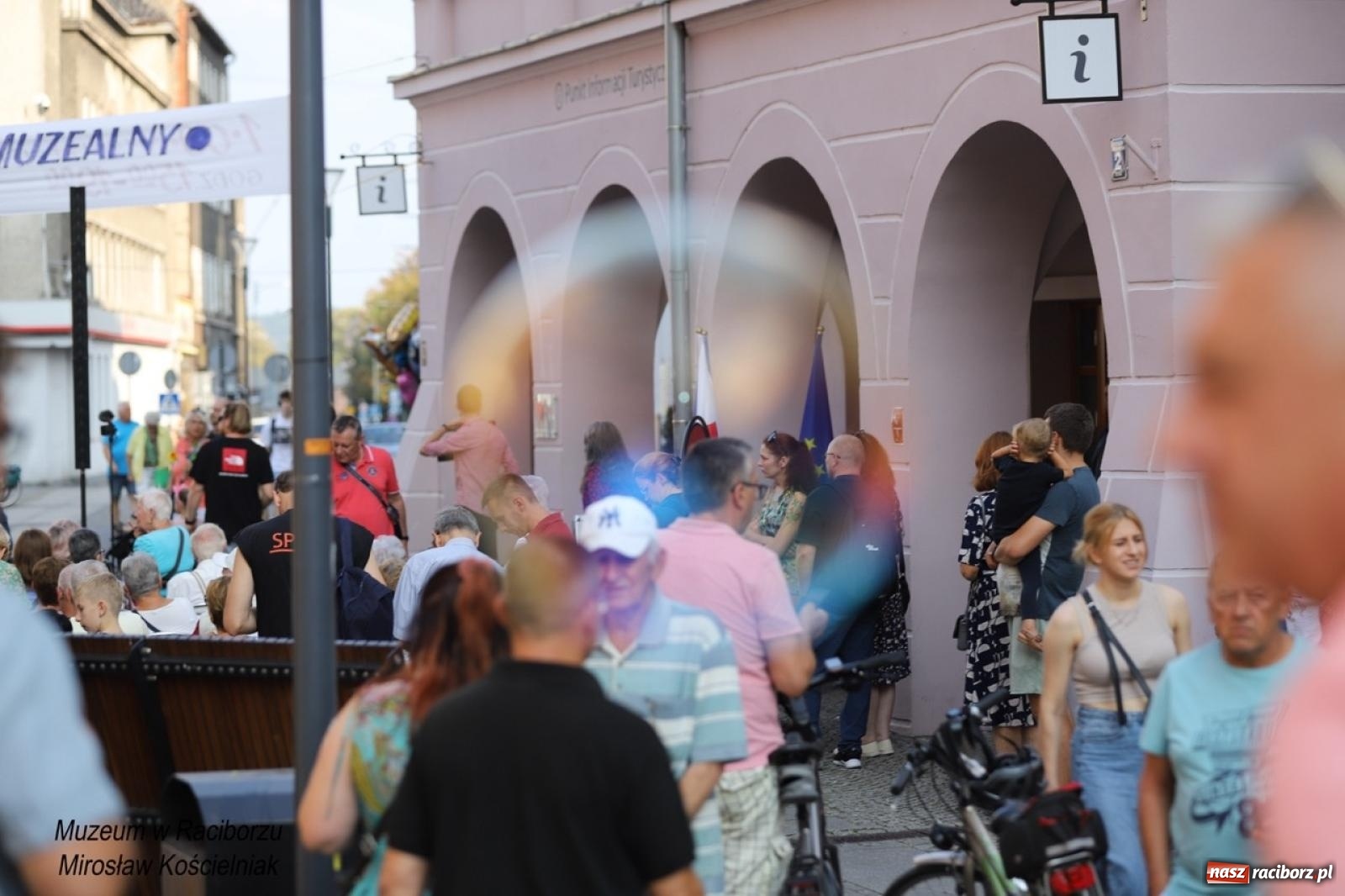 Zdjęcie w galerii na portalu naszraciborz.pl: Trzecia edycja Raciborskiego Festiwalu Muzealnego odbyła się na ul. Długiej wiadomości z regionu