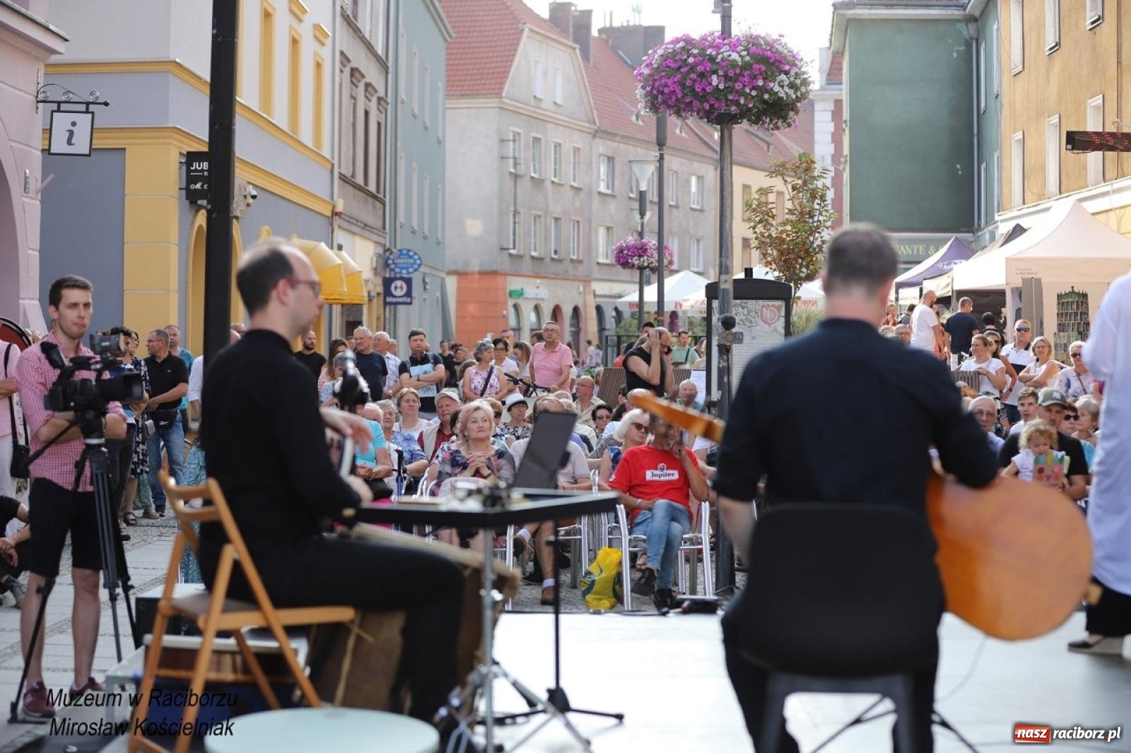Zdjęcie w galerii na portalu naszraciborz.pl: Trzecia edycja Raciborskiego Festiwalu Muzealnego odbyła się na ul. Długiej wiadomości z regionu