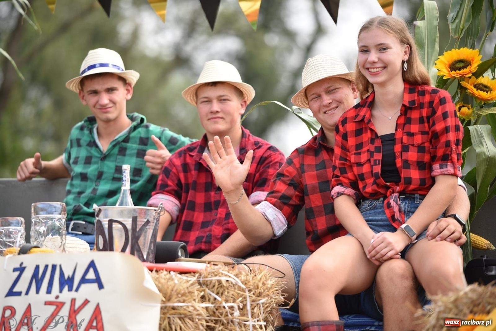 Zdjęcie w galerii na portalu naszraciborz.pl: Pietrowice Wielkie dziękowały za plony [FOTO i WIDEO] wiadomości z regionu