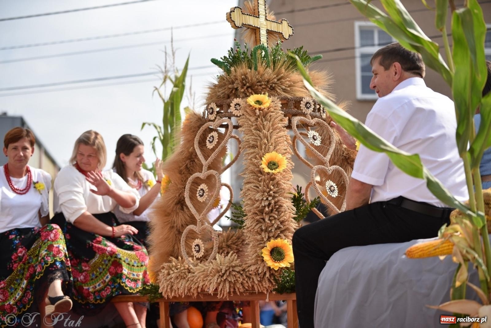 Zdjęcie w galerii na portalu naszraciborz.pl: Pietrowice Wielkie dziękowały za plony [FOTO i WIDEO] wiadomości z regionu