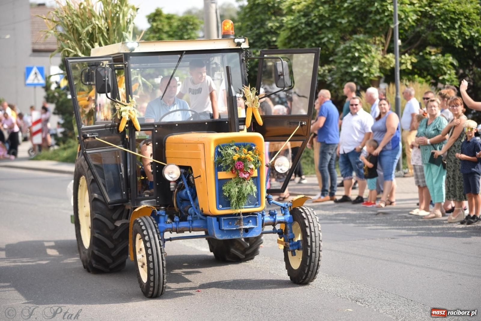 Zdjęcie w galerii na portalu naszraciborz.pl: Pietrowice Wielkie dziękowały za plony [FOTO i WIDEO] wiadomości z regionu