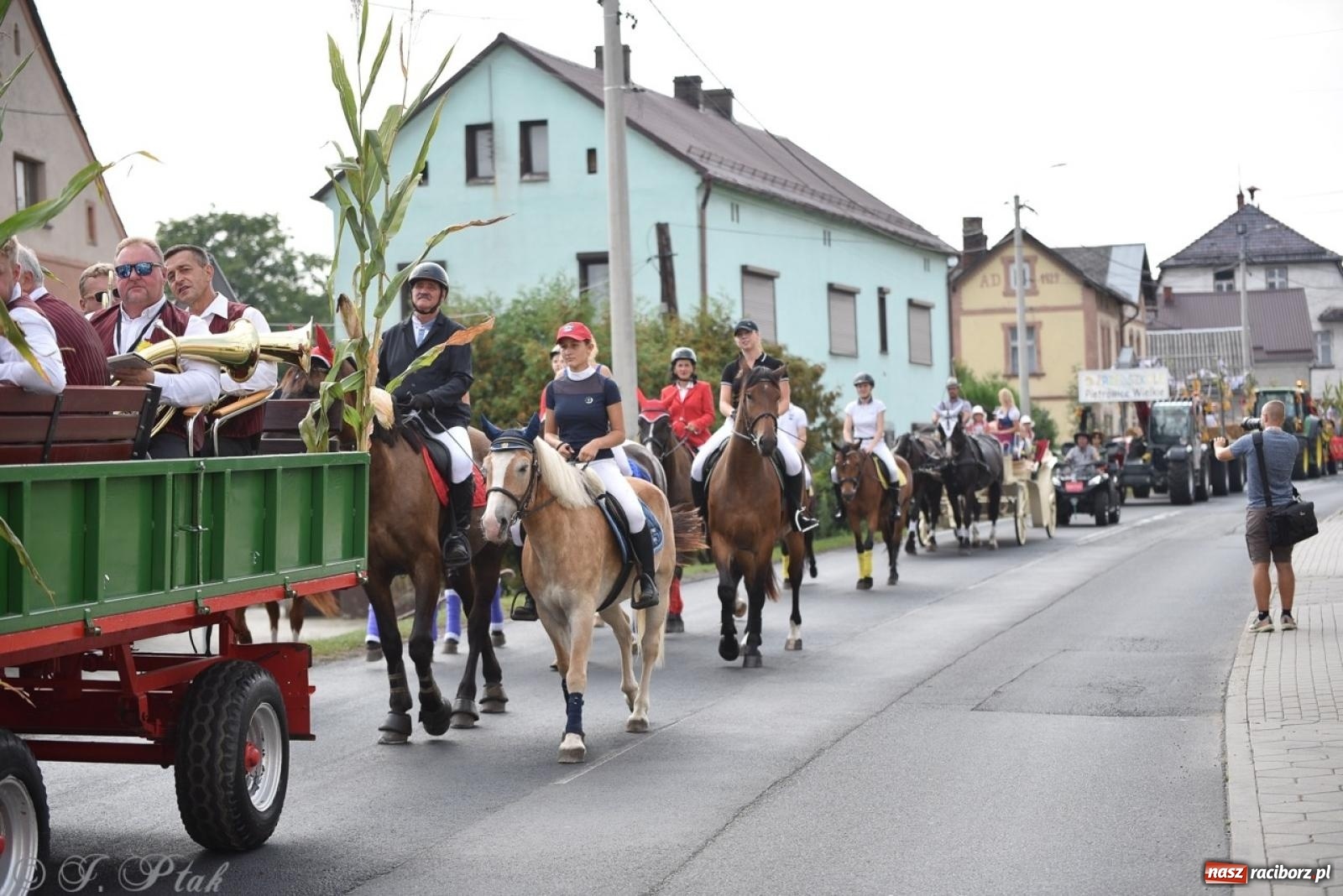 Zdjęcie w galerii na portalu naszraciborz.pl: Pietrowice Wielkie dziękowały za plony [FOTO i WIDEO] wiadomości z regionu