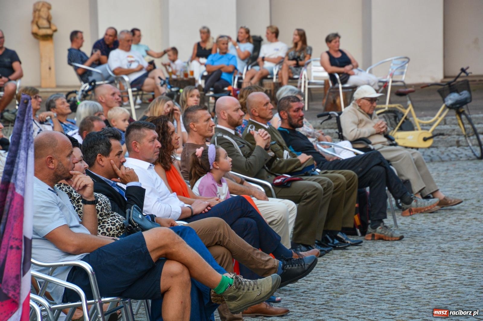 Zdjęcie w galerii na portalu naszraciborz.pl: Koncert (Nie)zakazane piosenki na Zamku Piastowskim [FOTO i WIDEO] wiadomości z regionu