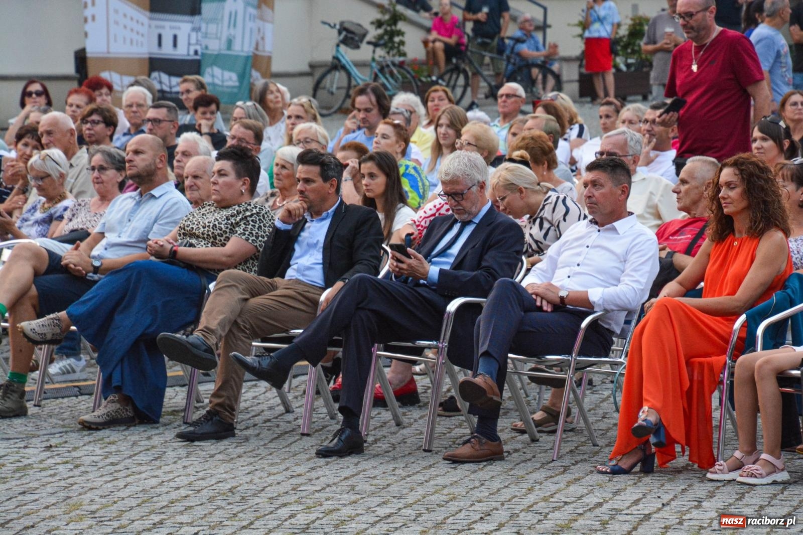 Zdjęcie w galerii na portalu naszraciborz.pl: Koncert (Nie)zakazane piosenki na Zamku Piastowskim [FOTO i WIDEO] wiadomości z regionu