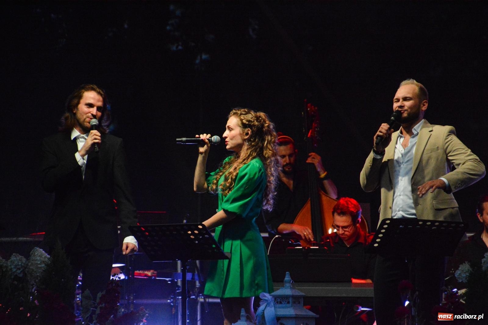 Zdjęcie w galerii na portalu naszraciborz.pl: Koncert (Nie)zakazane piosenki na Zamku Piastowskim [FOTO i WIDEO] wiadomości z regionu