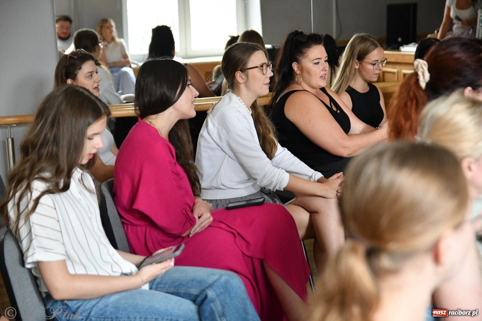 Zdjęcie w galerii na portalu naszraciborz.pl: Nocne granie na Zamku Piastowskim: Koncert z okazji 30-lecia zespołu Miraż wiadomości z regionu