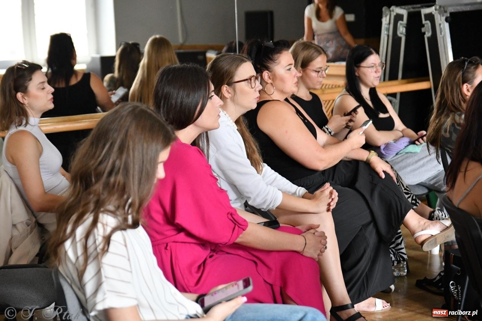 Zdjęcie w galerii na portalu naszraciborz.pl: Nocne granie na Zamku Piastowskim: Koncert z okazji 30-lecia zespołu Miraż wiadomości z regionu