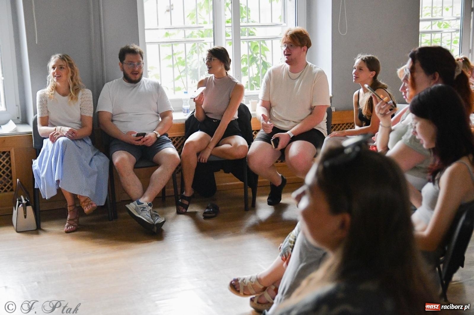 Zdjęcie w galerii na portalu naszraciborz.pl: Nocne granie na Zamku Piastowskim: Koncert z okazji 30-lecia zespołu Miraż wiadomości z regionu