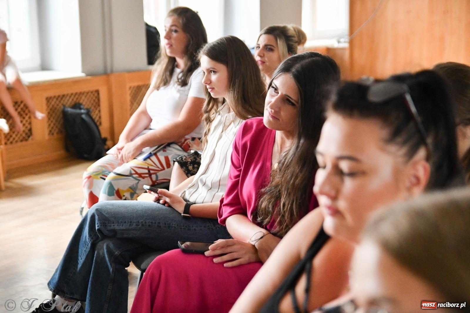 Zdjęcie w galerii na portalu naszraciborz.pl: Nocne granie na Zamku Piastowskim: Koncert z okazji 30-lecia zespołu Miraż wiadomości z regionu