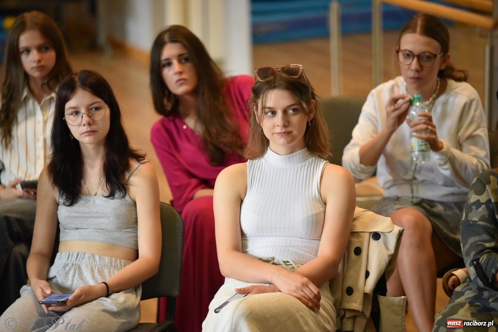 Zdjęcie w galerii na portalu naszraciborz.pl: Nocne granie na Zamku Piastowskim: Koncert z okazji 30-lecia zespołu Miraż wiadomości z regionu