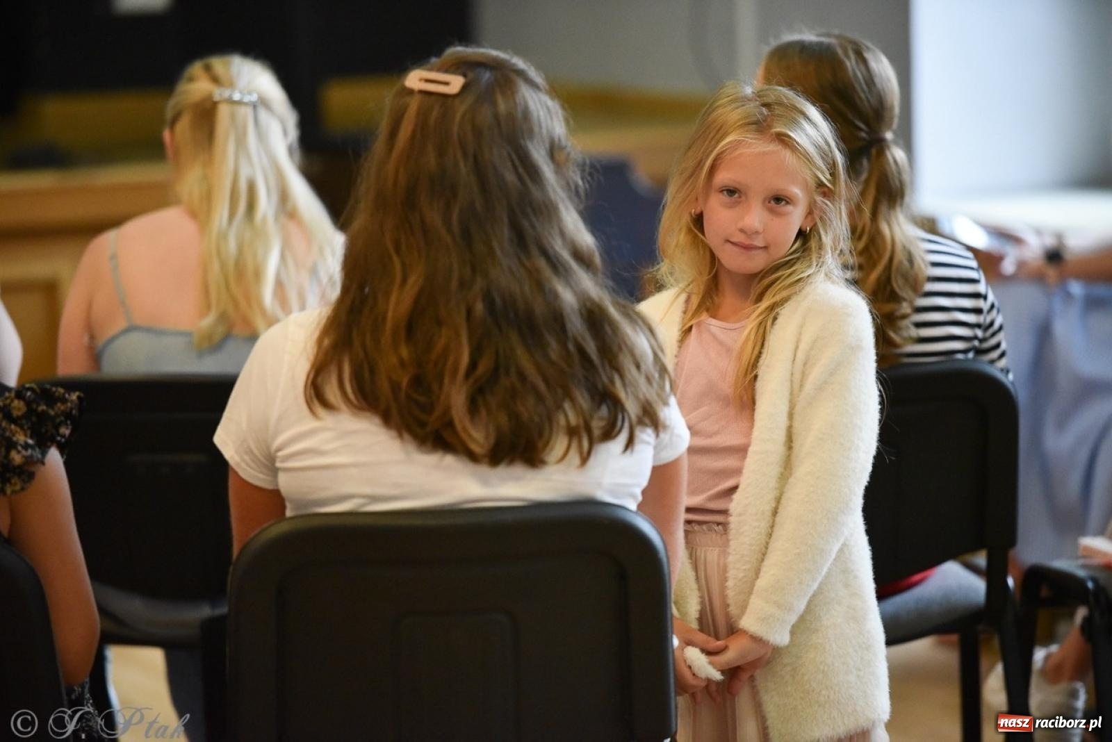 Zdjęcie w galerii na portalu naszraciborz.pl: Nocne granie na Zamku Piastowskim: Koncert z okazji 30-lecia zespołu Miraż wiadomości z regionu