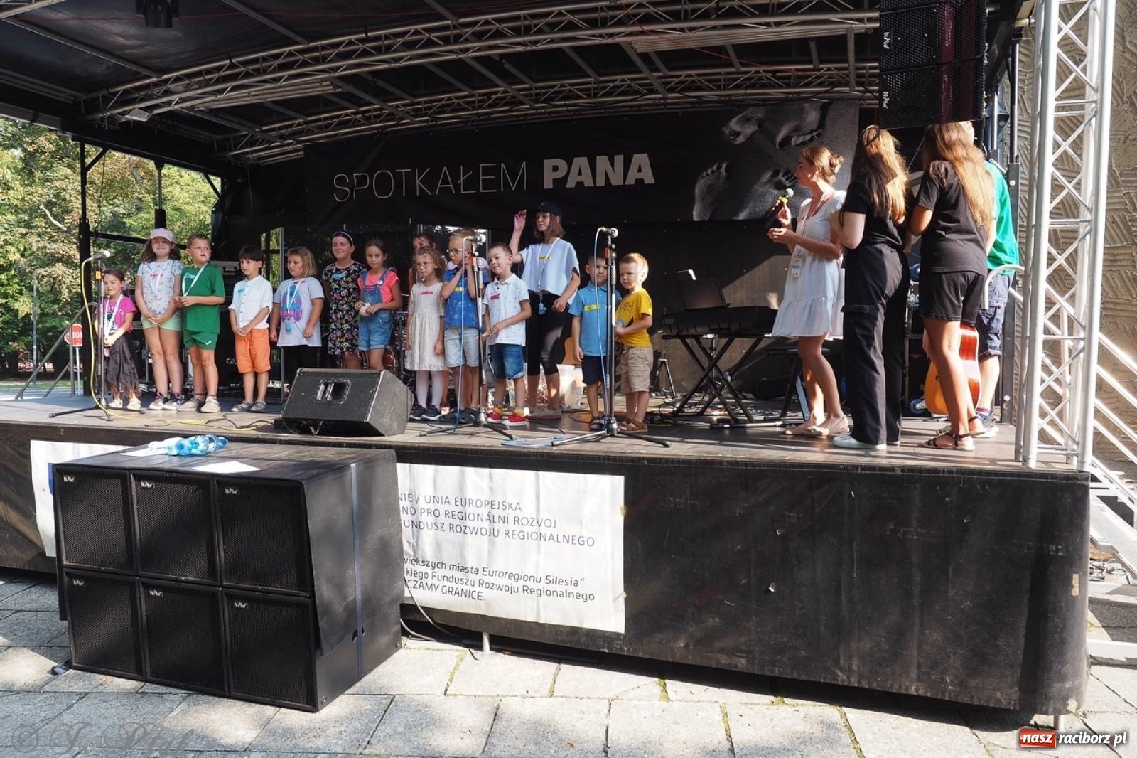 Zdjęcie w galerii na portalu naszraciborz.pl: XXXIII Festiwal Spotkałem Pana w Raciborzu – podsumowanie wydarzeń wiadomości z regionu