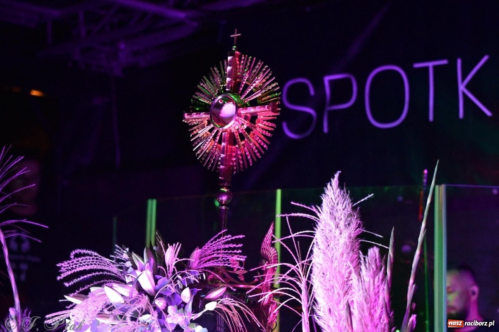 Zdjęcie w galerii na portalu naszraciborz.pl: XXXIII Festiwal Spotkałem Pana w Raciborzu – podsumowanie wydarzeń wiadomości z regionu