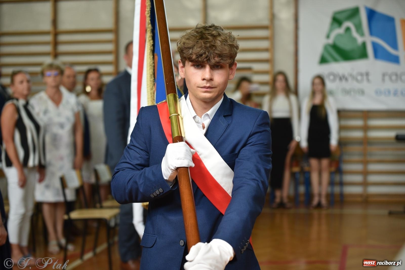 Zdjęcie w galerii na portalu naszraciborz.pl: Po wakacjach zostało tylko wspomnienie. Powiatowa Inauguracja Roku Szkolnego w Ekonomiku [FOTO i WIDEO] wiadomości z regionu