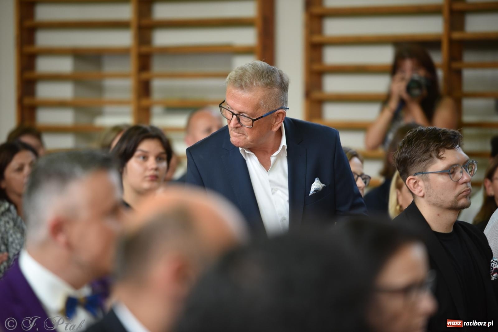 Zdjęcie w galerii na portalu naszraciborz.pl: Po wakacjach zostało tylko wspomnienie. Powiatowa Inauguracja Roku Szkolnego w Ekonomiku [FOTO i WIDEO] wiadomości z regionu