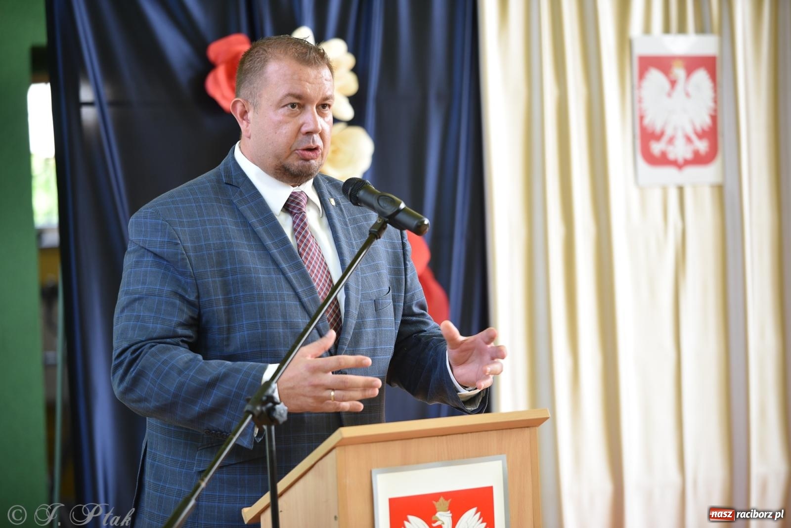 Zdjęcie w galerii na portalu naszraciborz.pl: Po wakacjach zostało tylko wspomnienie. Powiatowa Inauguracja Roku Szkolnego w Ekonomiku [FOTO i WIDEO] wiadomości z regionu