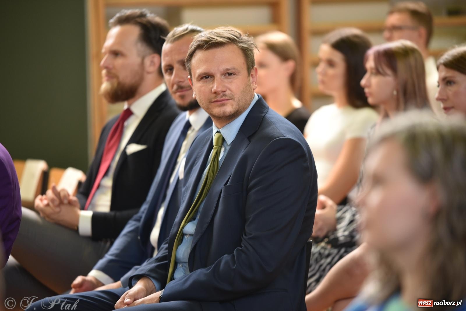 Zdjęcie w galerii na portalu naszraciborz.pl: Po wakacjach zostało tylko wspomnienie. Powiatowa Inauguracja Roku Szkolnego w Ekonomiku [FOTO i WIDEO] wiadomości z regionu