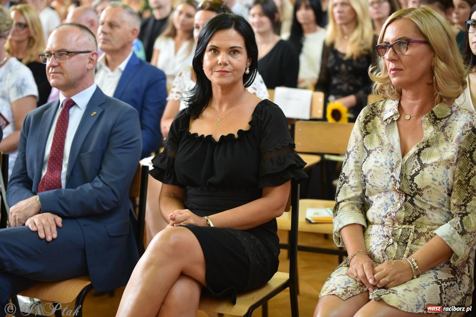 Zdjęcie w galerii na portalu naszraciborz.pl: Po wakacjach zostało tylko wspomnienie. Powiatowa Inauguracja Roku Szkolnego w Ekonomiku [FOTO i WIDEO] wiadomości z regionu