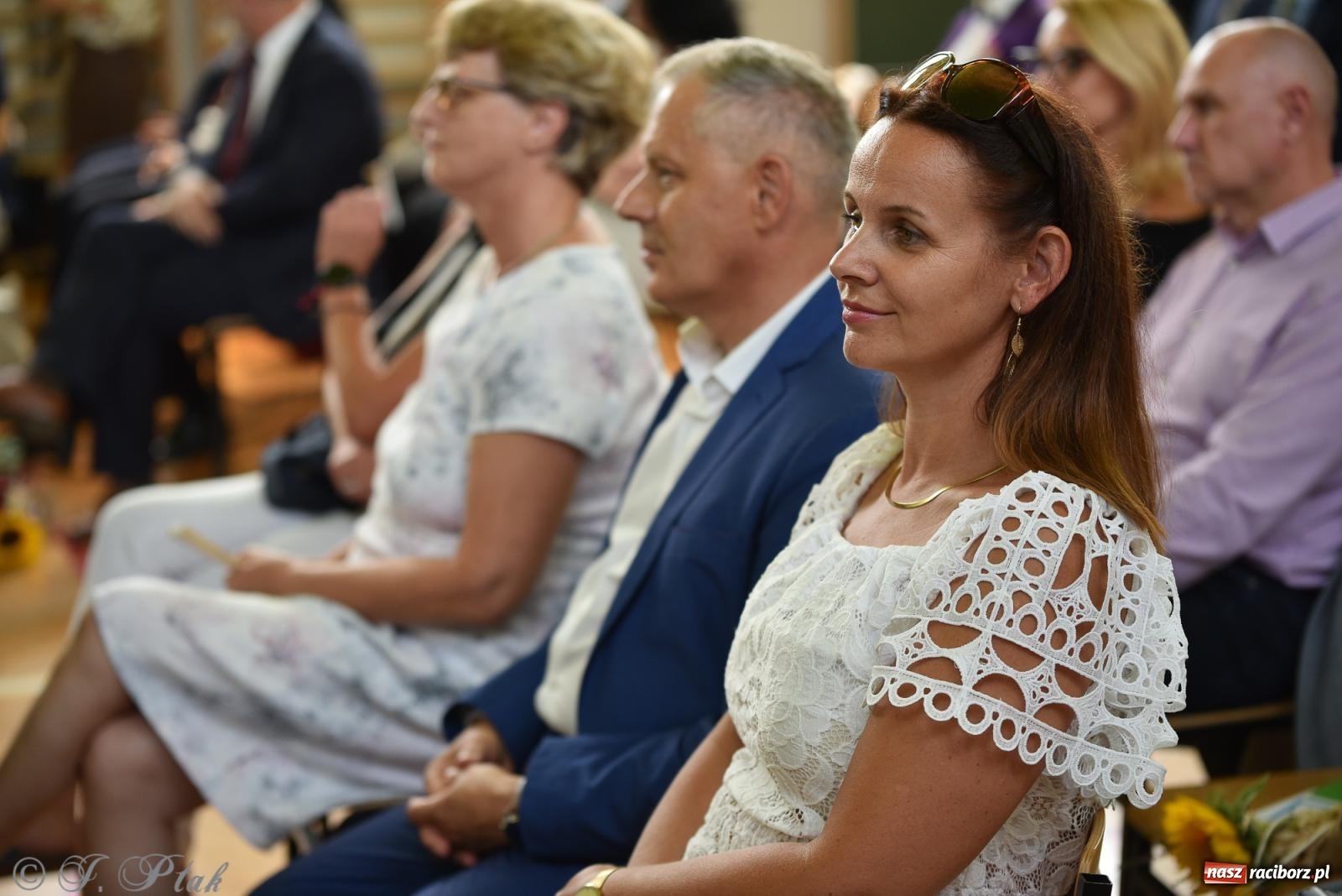 Zdjęcie w galerii na portalu naszraciborz.pl: Po wakacjach zostało tylko wspomnienie. Powiatowa Inauguracja Roku Szkolnego w Ekonomiku [FOTO i WIDEO] wiadomości z regionu
