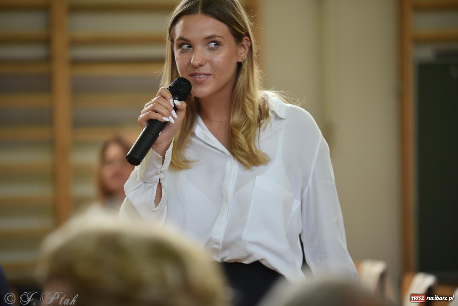 Zdjęcie w galerii na portalu naszraciborz.pl: Po wakacjach zostało tylko wspomnienie. Powiatowa Inauguracja Roku Szkolnego w Ekonomiku [FOTO i WIDEO] wiadomości z regionu