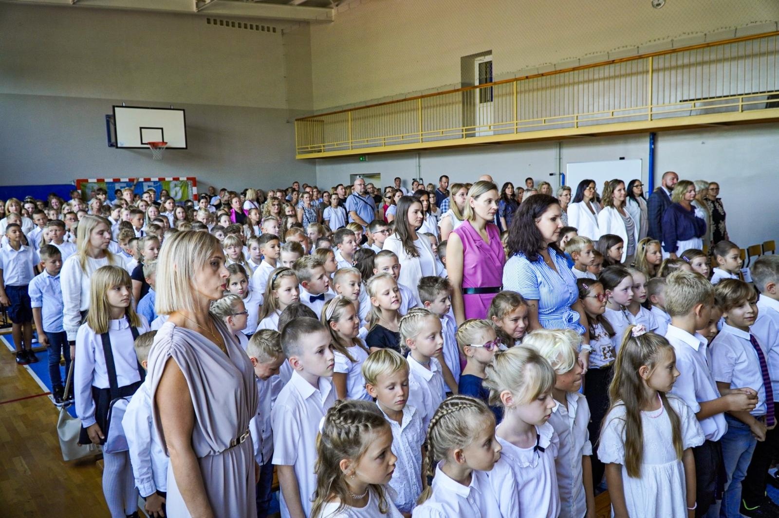 Zdjęcie w galerii na portalu naszraciborz.pl: Miasto rozpoczęło nowy rok szkolny na Ocicach wiadomości z regionu