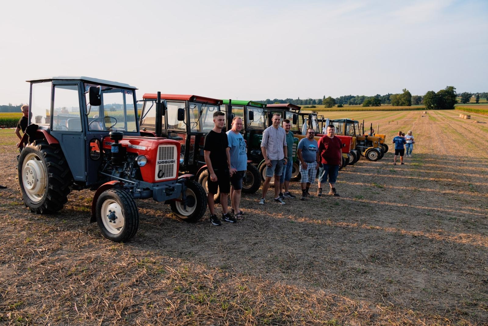 Zdjęcie w galerii na portalu naszraciborz.pl: Zmagania rolniczych potworów w Bolesławiu! Traktory na start podczas dożynek gminnych wiadomości z regionu