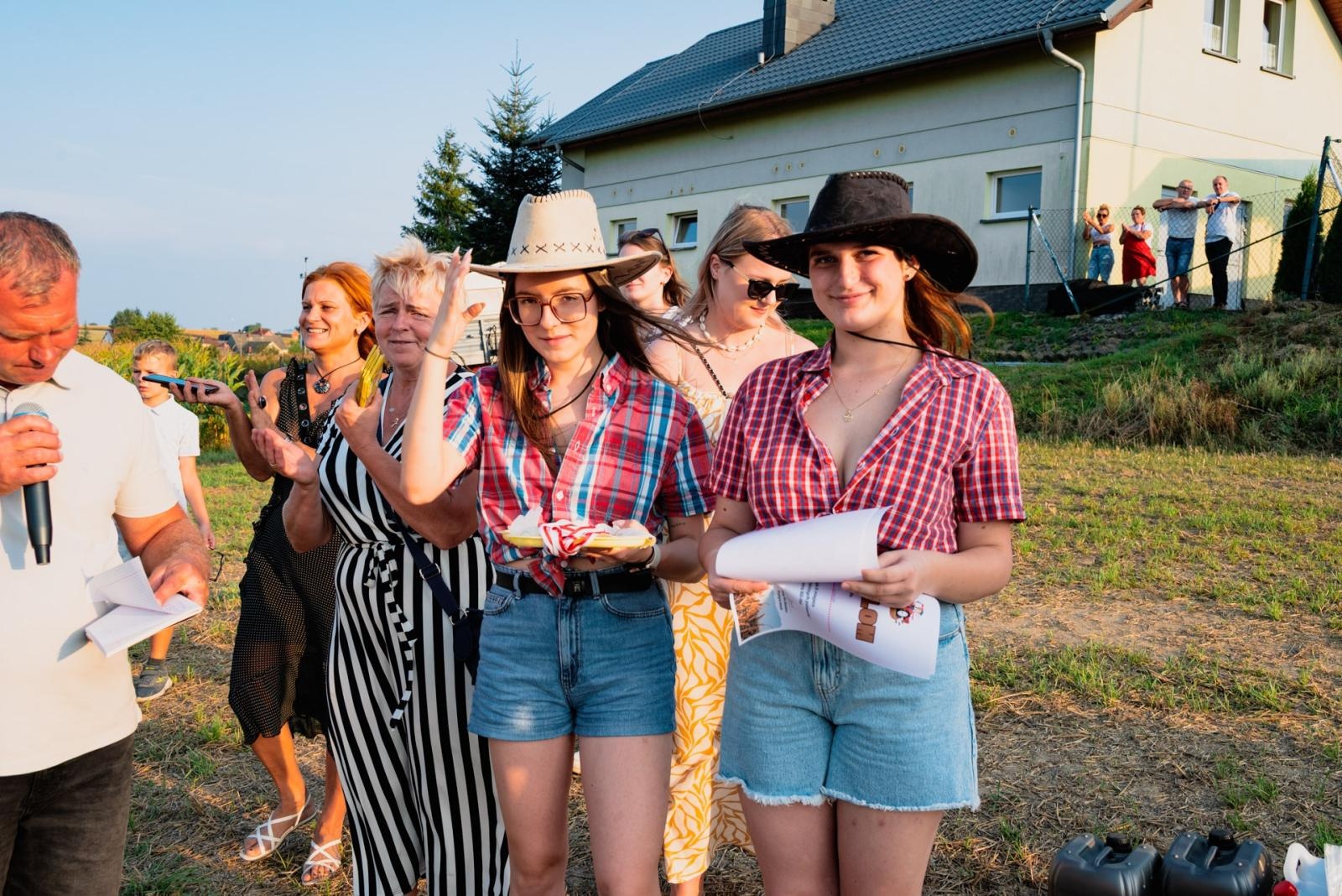 Zdjęcie w galerii na portalu naszraciborz.pl: Zmagania rolniczych potworów w Bolesławiu! Traktory na start podczas dożynek gminnych wiadomości z regionu