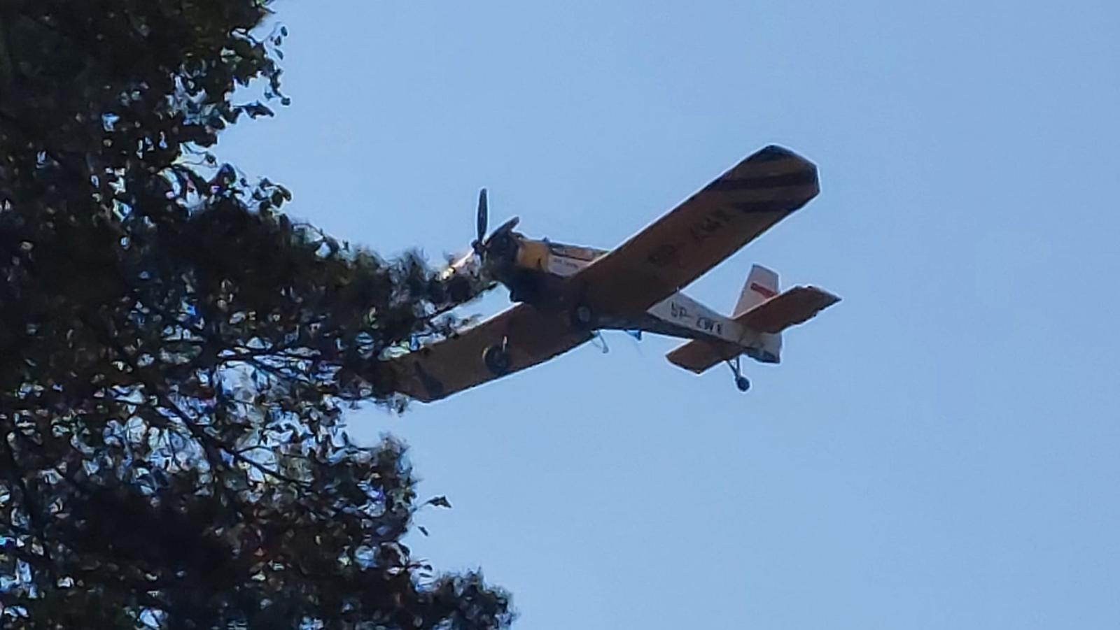 Zdjęcie w galerii na portalu naszraciborz.pl: Pożar lasu w Szymocicach. Spłonęło ponad pół hektara poszycia [FOTO i WIDEO] wiadomości z regionu