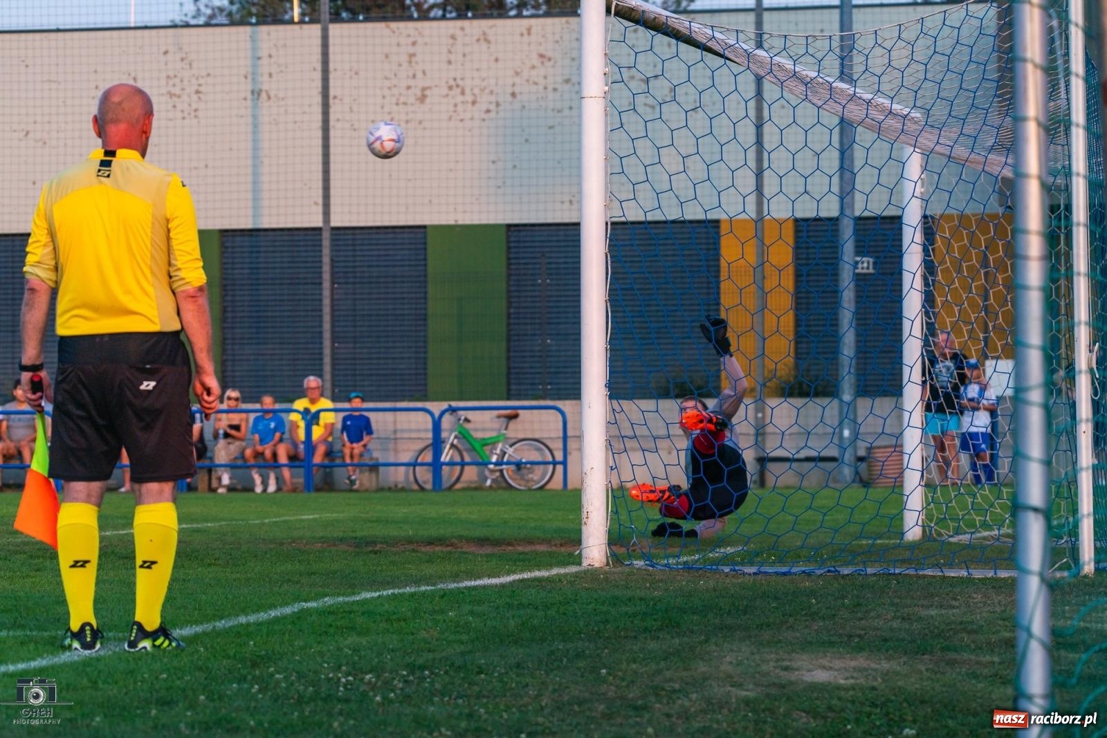 Zdjęcie w galerii na portalu naszraciborz.pl: Puchar Polski. Zagrali równo. Unia ma awans, a Markowice... wiadomości z regionu
